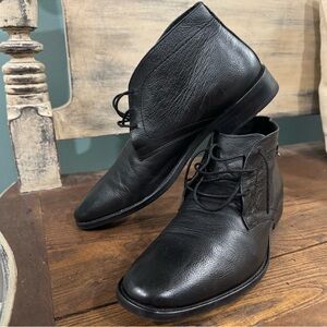 Giorgio Brutini Black Chukka Boots Pointed toe size 10 elegant and stylish